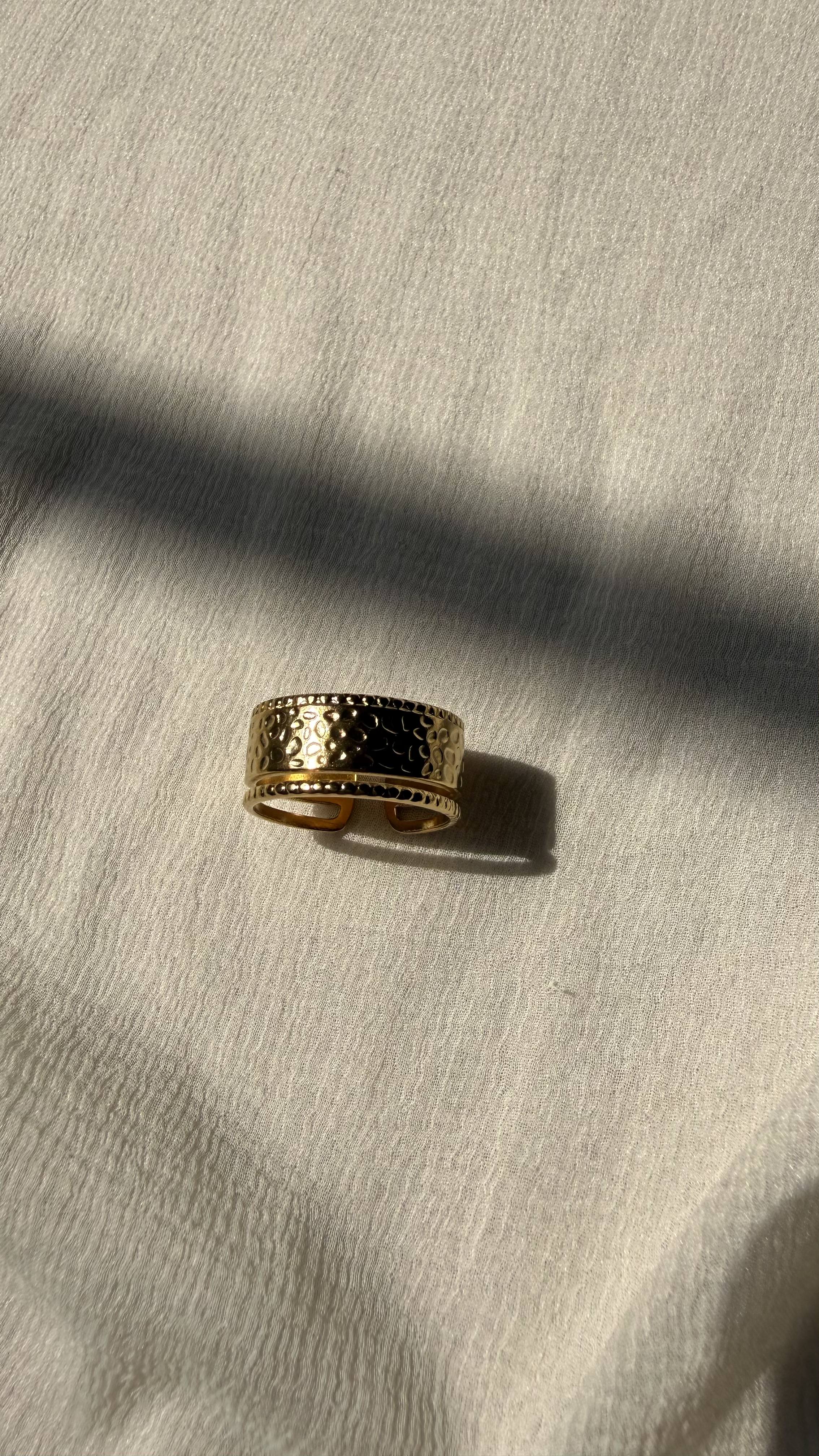 Golden Hammered Luxe Band - Image 2